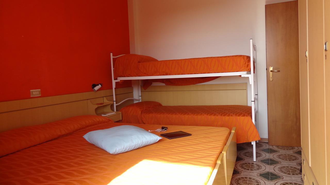Residence Holiday Белларія-Іджеа-Марина Екстер'єр фото